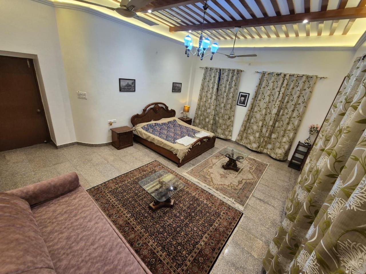Mulberry Garden Otel Varanasi Dış mekan fotoğraf